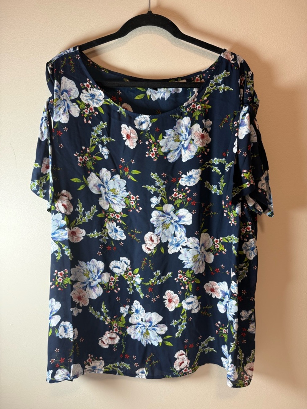 Roz + Ali Navy Floral Short Sleeve Blouse